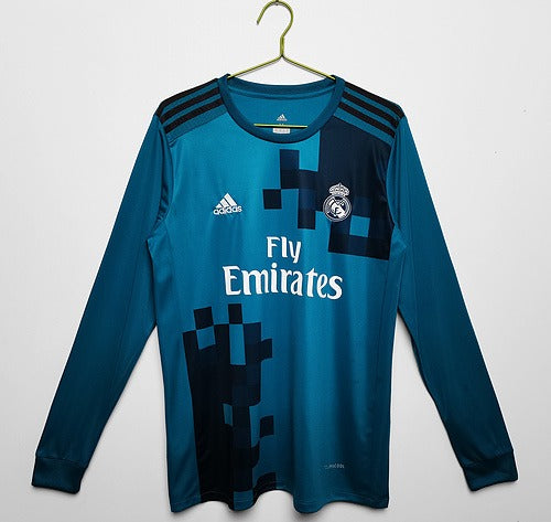 Real Madrid 17-18 Away